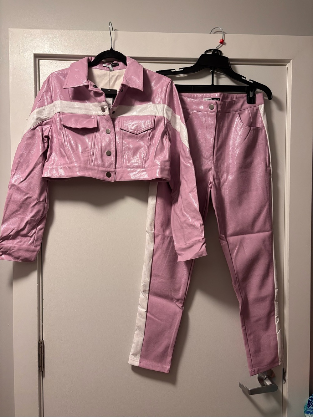 NWT Fashion Nova Cardi B Lavender Pink Crop Jacket Pants Set M - Picture 2 of 9